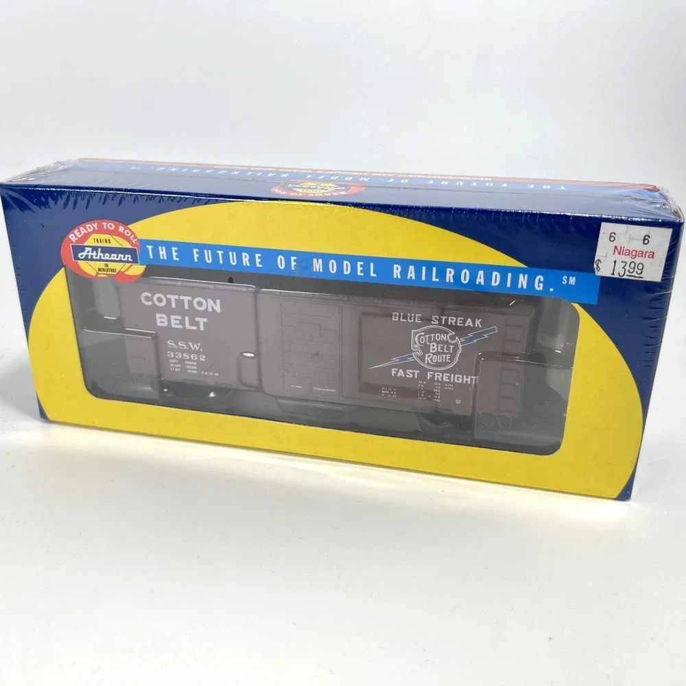 Athearn 70334 HO - 40' Cotton Belt/Blue Streak S.S.W. Box Car - Sealed